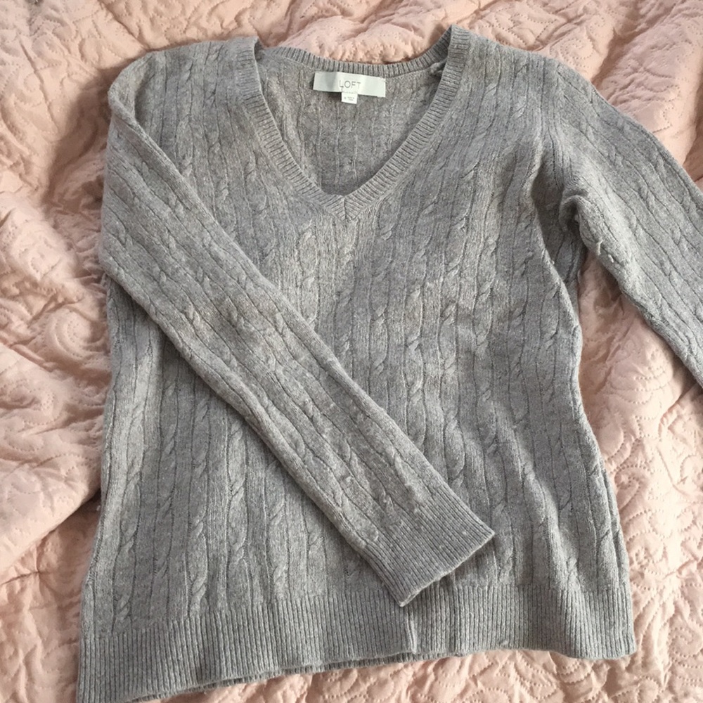 Loft Cable Knit Fitted Sweater